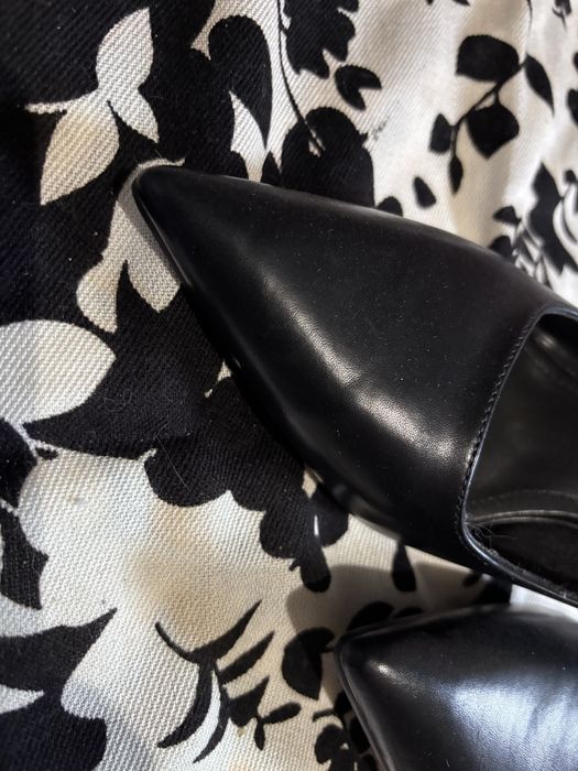 Туфлі майже нові