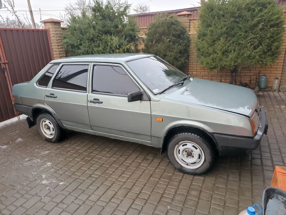 Продам ВАЗ 2199 выпуск 2006год