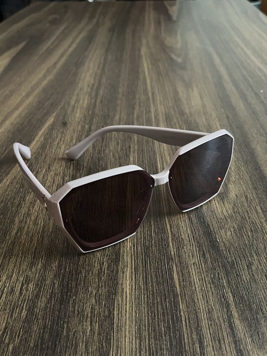 Окуляри сонцезахисні