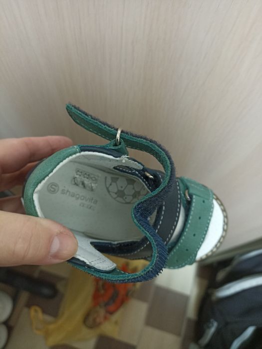 Женские полусапожки. Детские босоножки, полуботиночки.Новые.