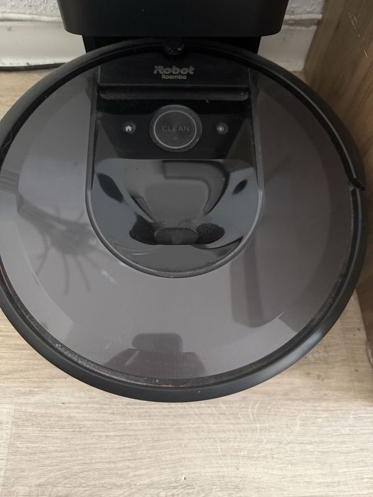 Odkurzacz Robot Roomba i7+ (gratis wirtualna sciana)