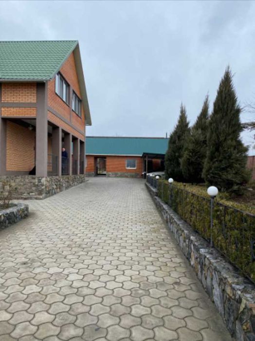 Продам классный 3х этажный дом Сурско-Литовское Днепр (с ремонтом)
