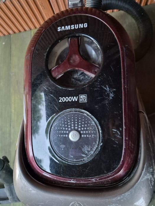 Sprzedam odkurzacz Samsunga 2000W(do naprawy).