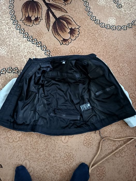 Продам мото куртку шкіряна