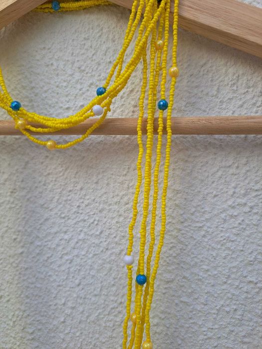 Colares coloridos