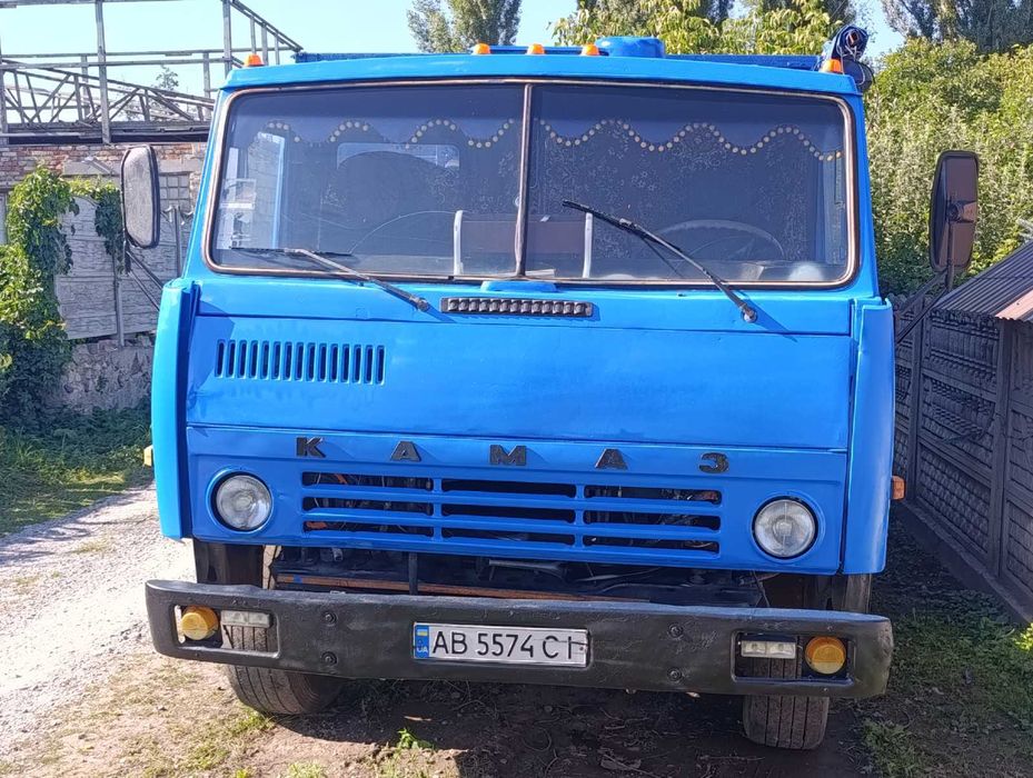 Автомобіль КАМАЗ 55102