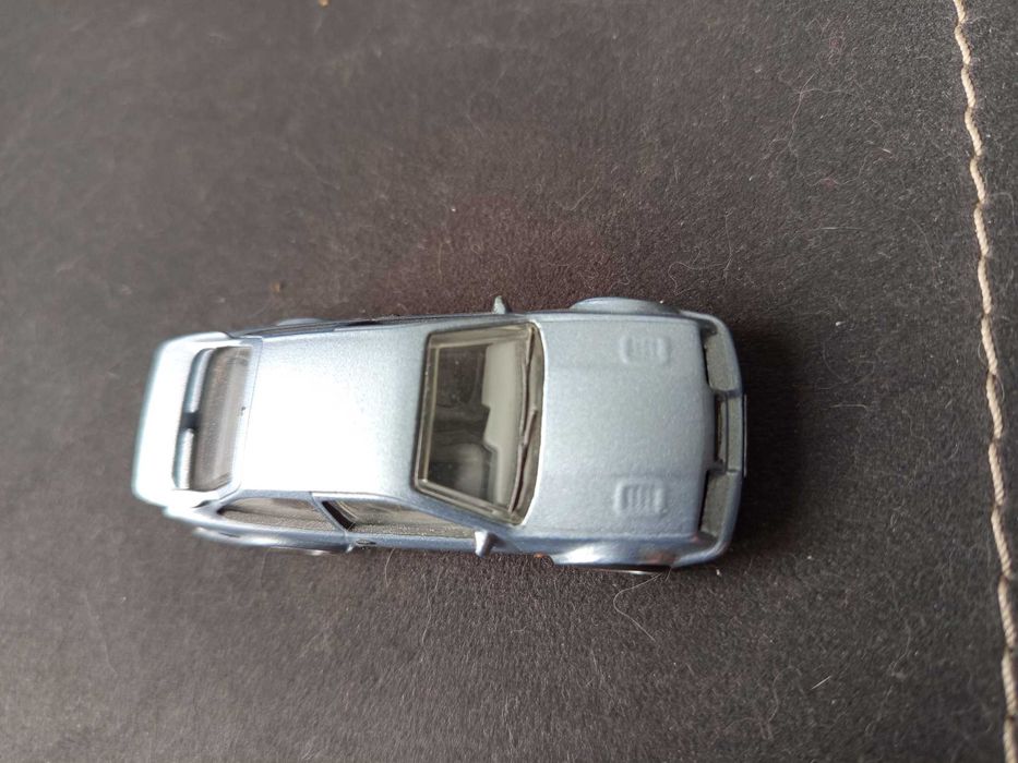 Custom hotwheels  Piękny Ford sierra