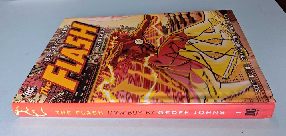 The FLASH OMNIBUS - Geoff Johns - Capa dura com sobrecapa, 448 páginas.