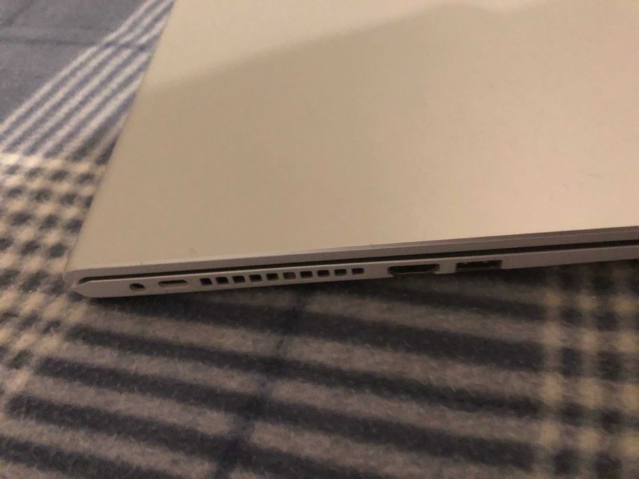 Portátil ASUS (15.6'' - Intel Core i7-1165G7 - RAM: 16 GB - 512 GB SSD