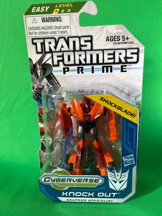 Optimus Prime  Smokescreen  Airachnid  Vehicon  Hyperspeed Wheeljack  Predaking Bulkhed Soundwave   Bumblebee Smokescreen Knock Out   Fallback -Hasbro