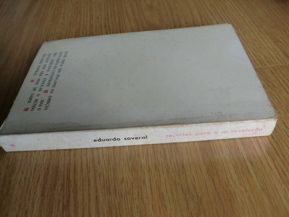 Recortes para uma revolução
de Eduardo Soveral