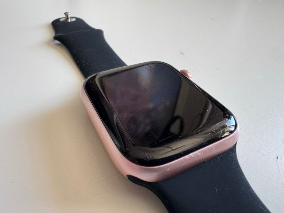 Apple Watch SE 44mm LTE Gold