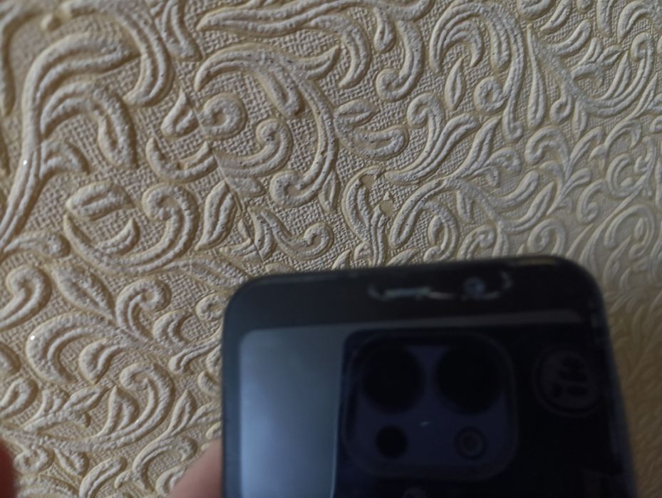 Телефон meizu, чорного кольору