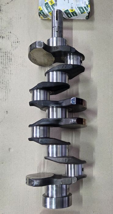 Колінвал шатун поршень Мітцубісі L200 Л200 Pajero 2.5 4D56