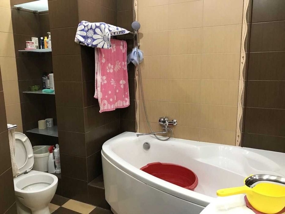 Продажа 3-х комнатной квартиры. Район Артема