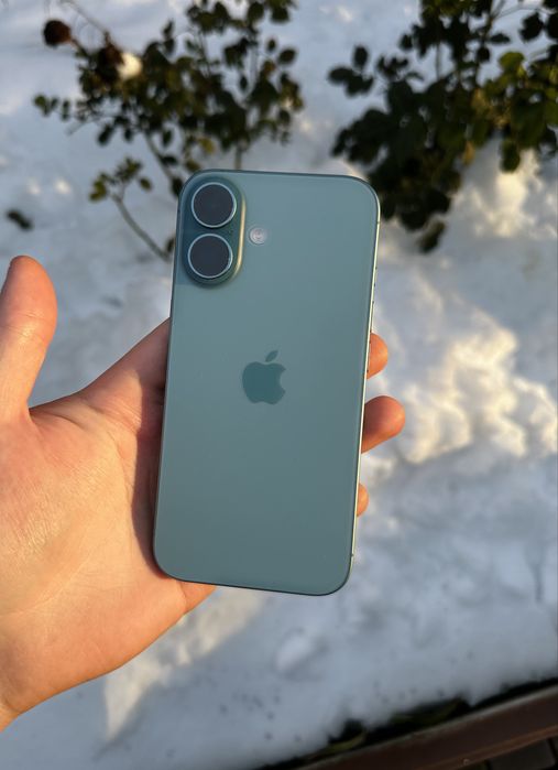 Iphone 16 на 128Gb АКБ100% Физическая симка БЕЗ ТОРГА!!!