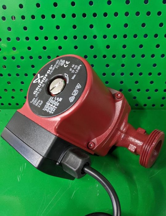 Насос Grundfos 25/60/180