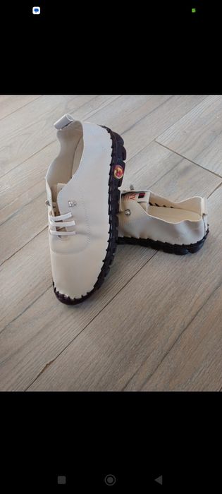 Wsuwane obuwie damskie DUŻE