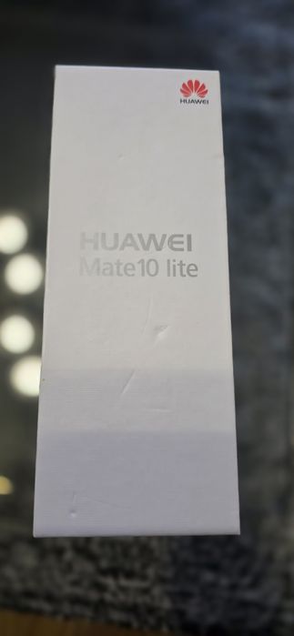 Vendo Huawei Mate 10 Lite dourado e branco com vidro câmara estalado.