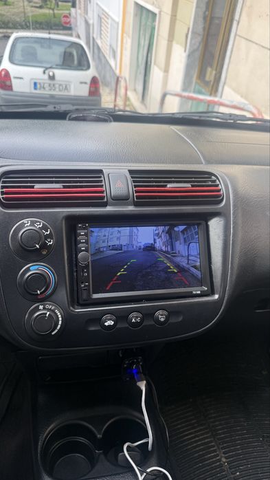 Honda Civic – Confiável, confortável e económico