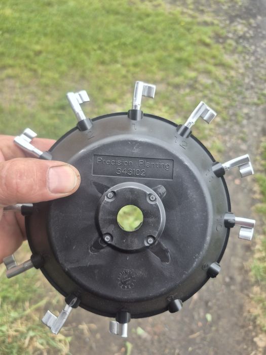 Комплект пальцевих апаратів соняшнику Precision Planting R1897 — 22 шт.