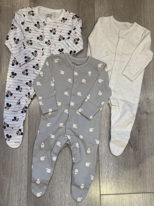 Чоловічки Disney/Primark 0-1 місяць 56 розмір
