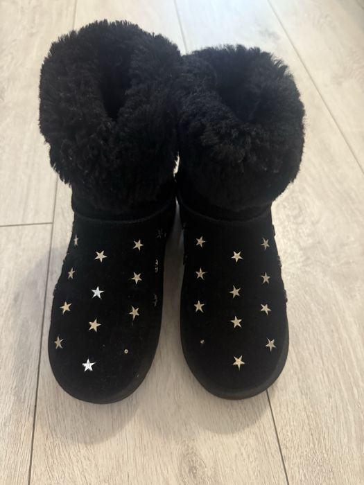 Угги для дівчинки