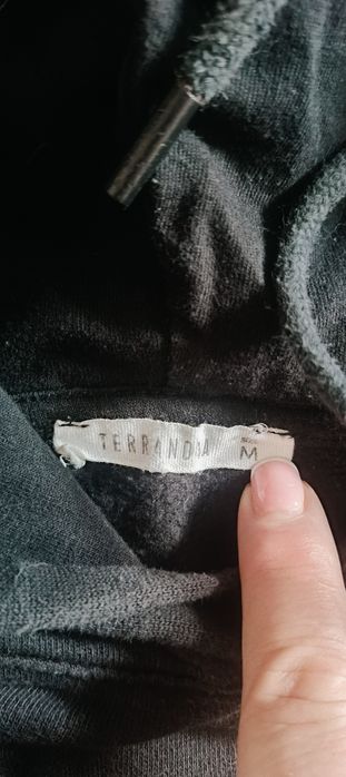 Bluza czarna krótka, crop top, Terranova, rozmiar M