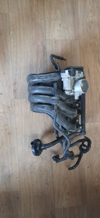 Polo Sedan коллектор впускной 1.6.Поло Седан