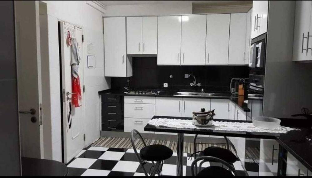 Quarto Casal  Cacem-  1/11/25  - 3 minutos da CP - Avenida bons amigos