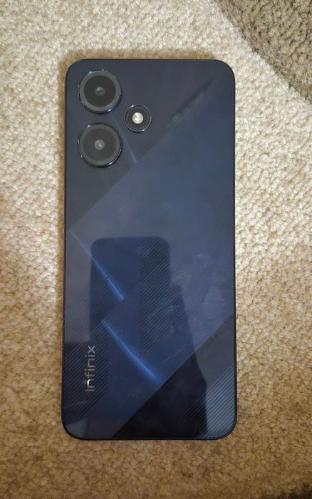 Телефон infiniks hot 30 play в нормальному стані