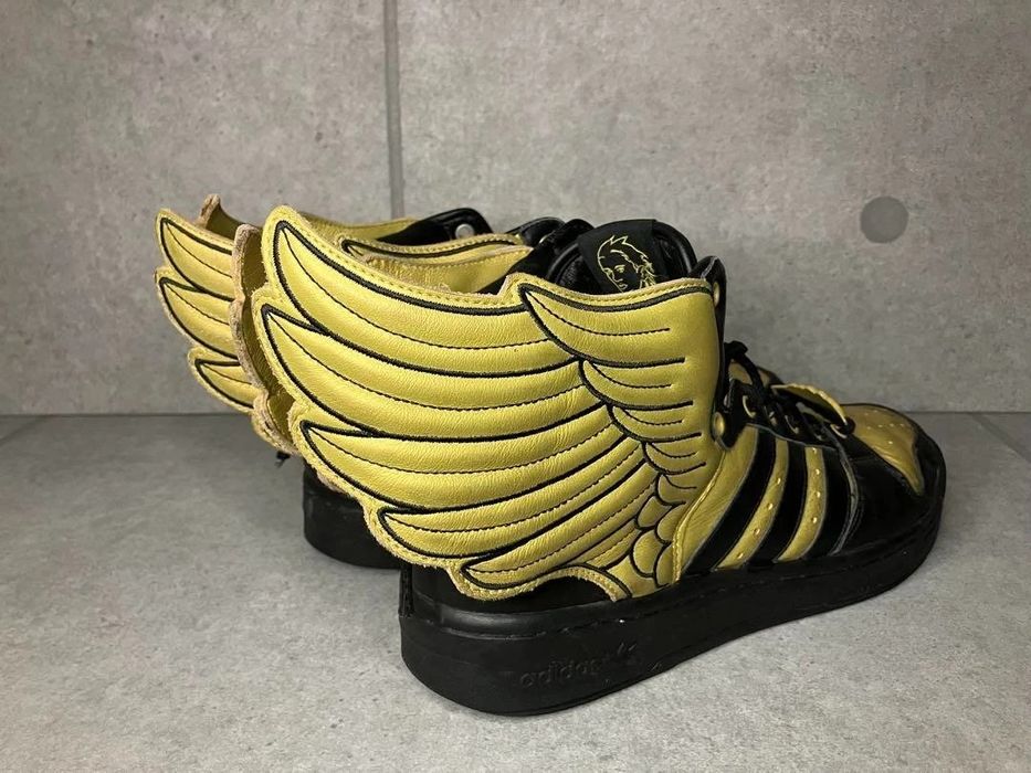 Кросовки Adidas x Jeremy Scott (Wings)