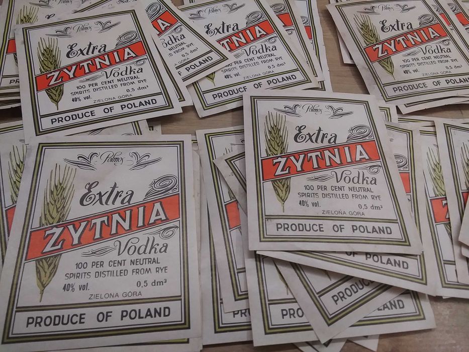 Stare etykiety na butelki z PRL Extra Żytnia Polmos zestaw 20 szt antyki