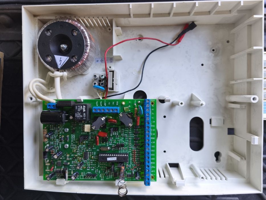 Прилад охоронний