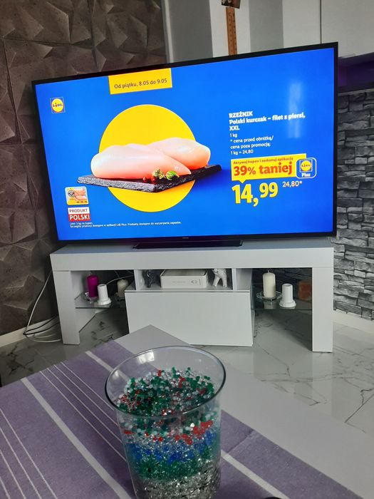 Samsung  60 cali SMART ..SBD