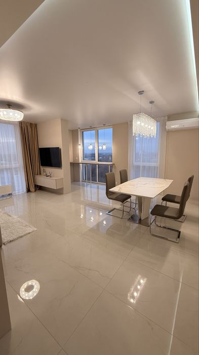 Найкраща ціна в ЖК Файна Таун! Видова 3к 99м2 Салютна 2к1