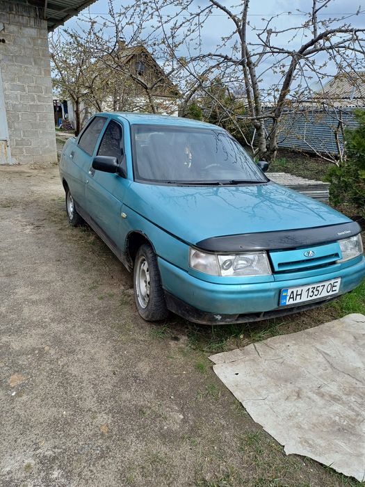 Ваз 21103 2002год.лервтй учет 2004г.