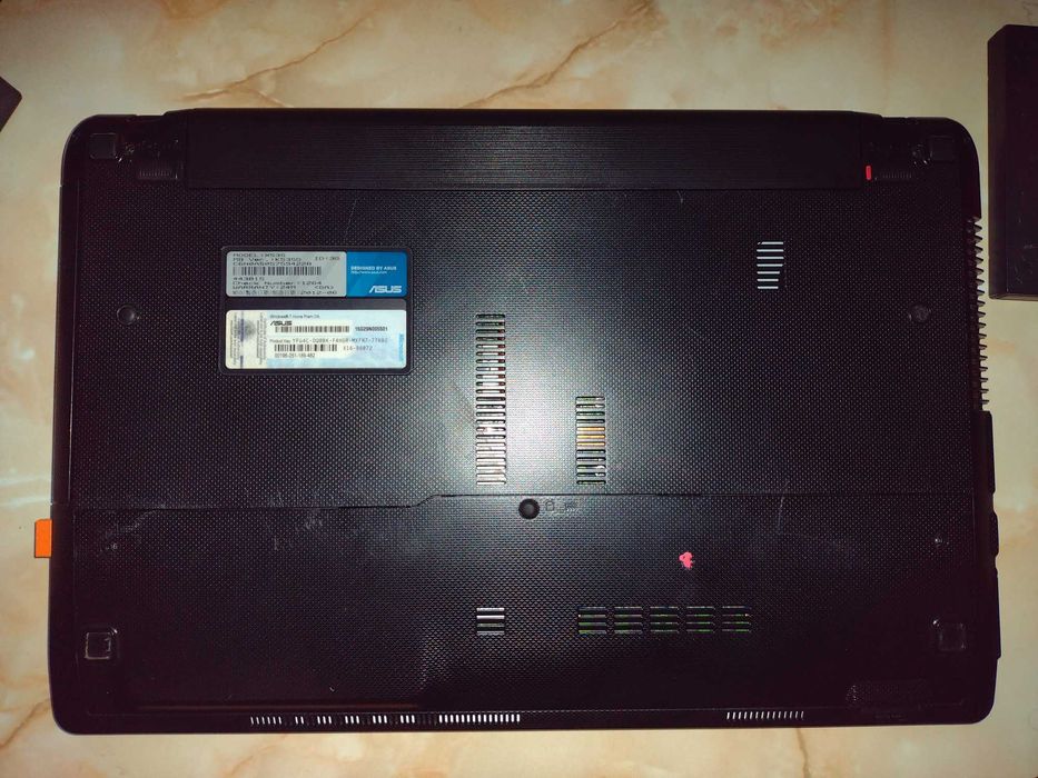 Стильний Asus X53S/15.6"/ Core i3-2310M/6 GB RAM/240 GB SDD/ GT 610