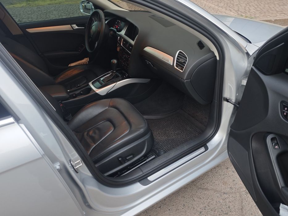 Продам Audi A4 b8