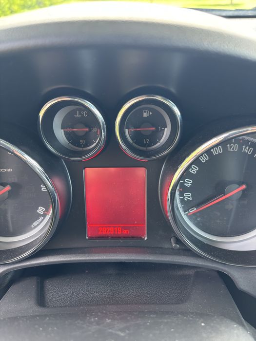 Opel Astra J 1.7 CDTI 2012r