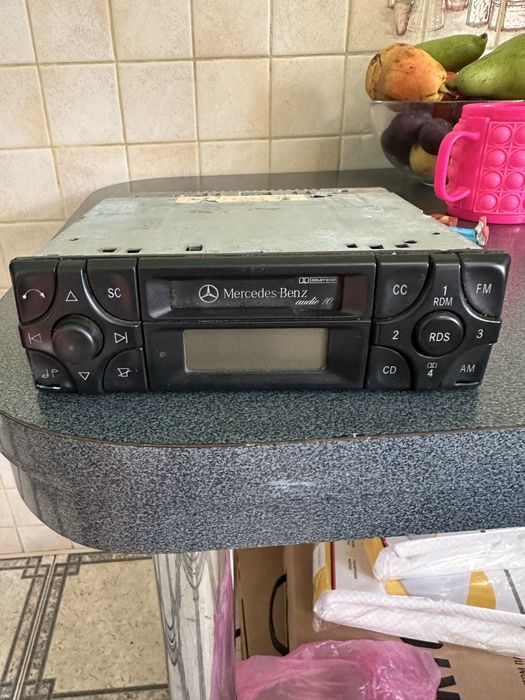Магнітола  орригінальна до мерседеса