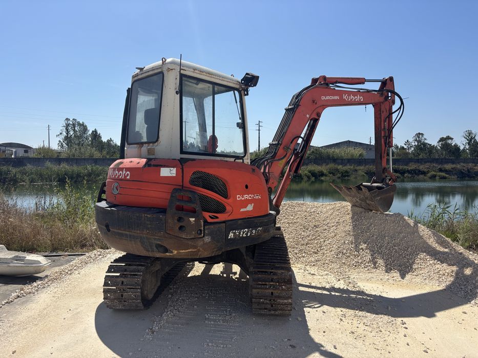 Mini giratoria kubota 4500kg