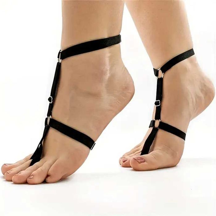 Черный эластичный ремешок на щиколотку