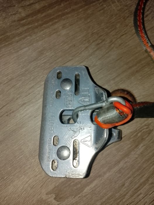 Bloczek tyrolski PETZL zjazdowy