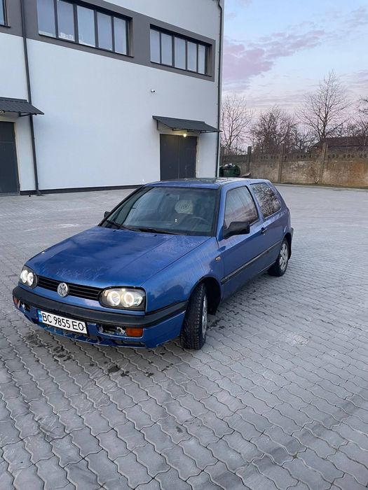 Продам автомобіль Golf 3