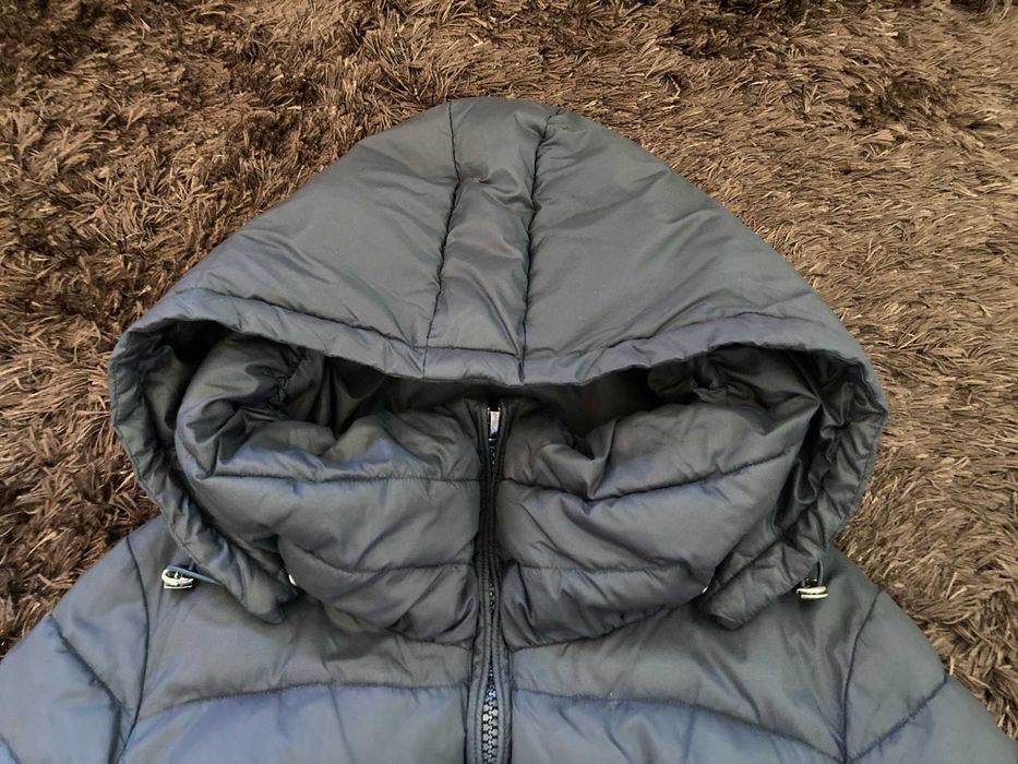 Parka Benetton azul com capuz destacável