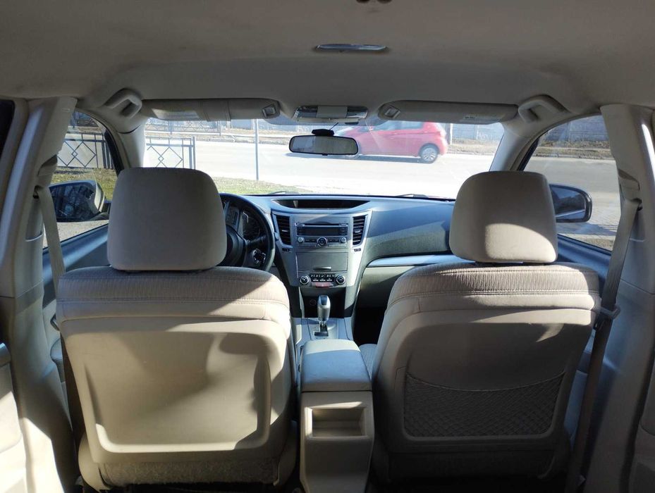 Subaru Outback 2011