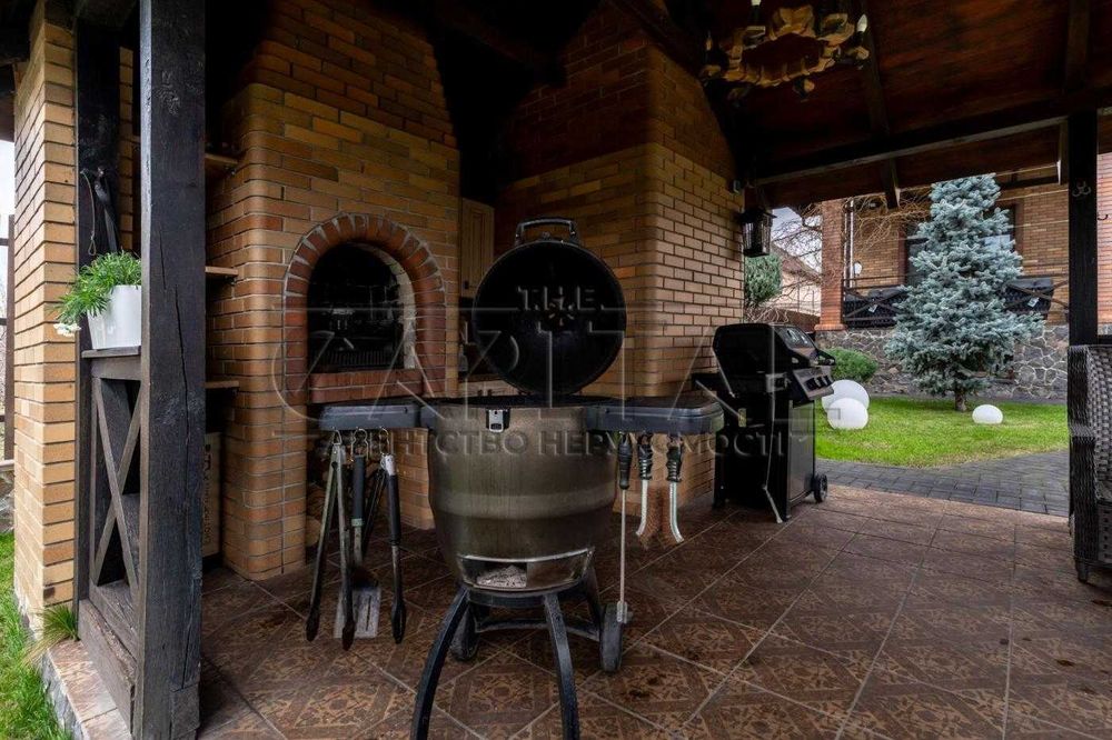 Продам ТОП автономний будинок 565м2 /озеро/спа/барбекю/укриття/камін