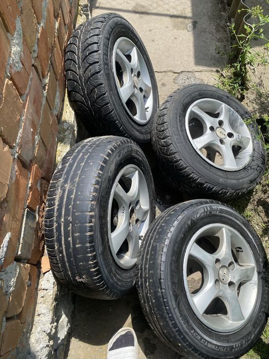 Продам Диски 13 4;98. ЕТ 35 з резиною