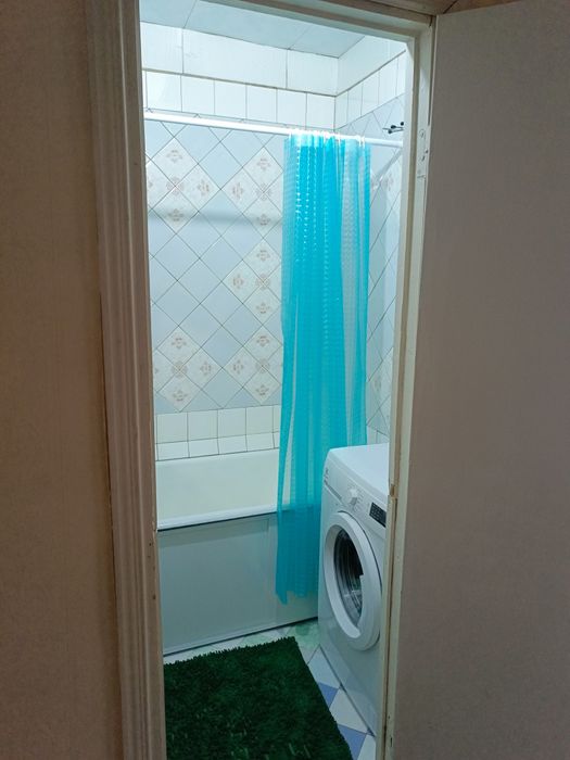 Подобово здам квартиру. Пуща водиця. Київ. Трикімнатна. Бронювання.